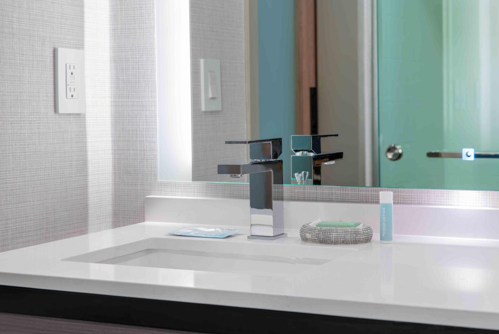 Fairfield By Marriott Inn & Suites Framingham Εξωτερικό φωτογραφία